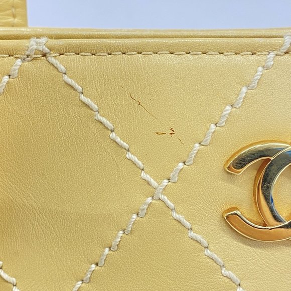 CHANEL Lambskin Beige Tote Bag Wild Stitch 23.5cm x 23cm - Picture 12 of 15